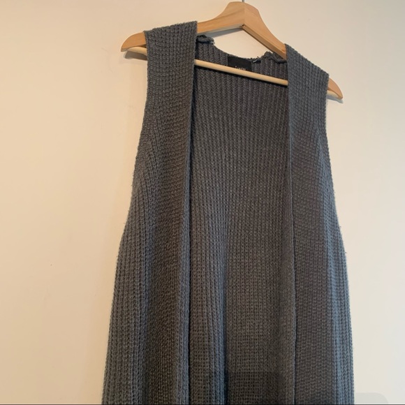 Lumiere Wool Blend Sleeveless Duster - Picture 3 of 10
